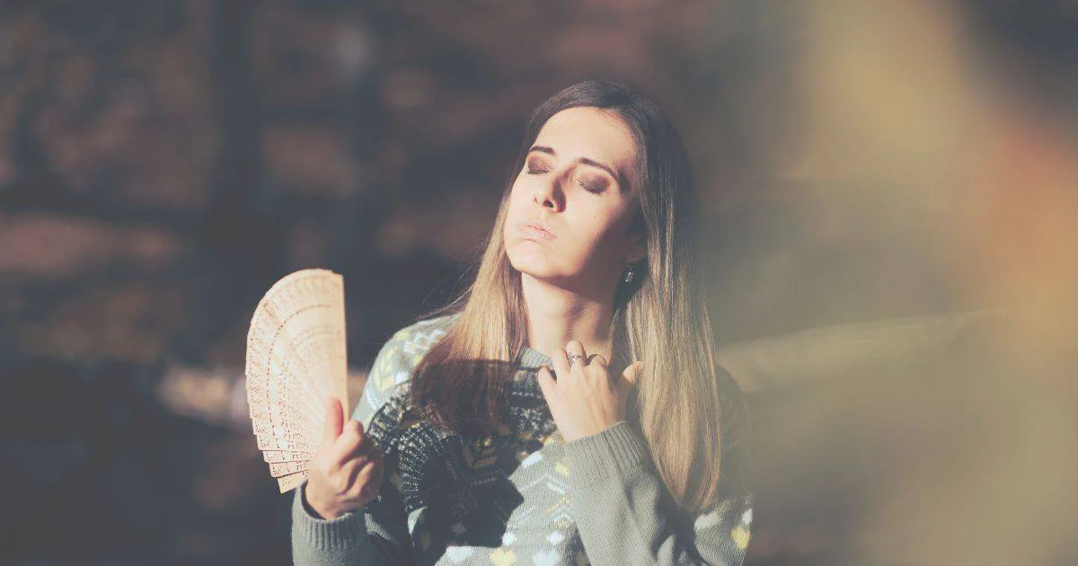 perimenopause hot flashes